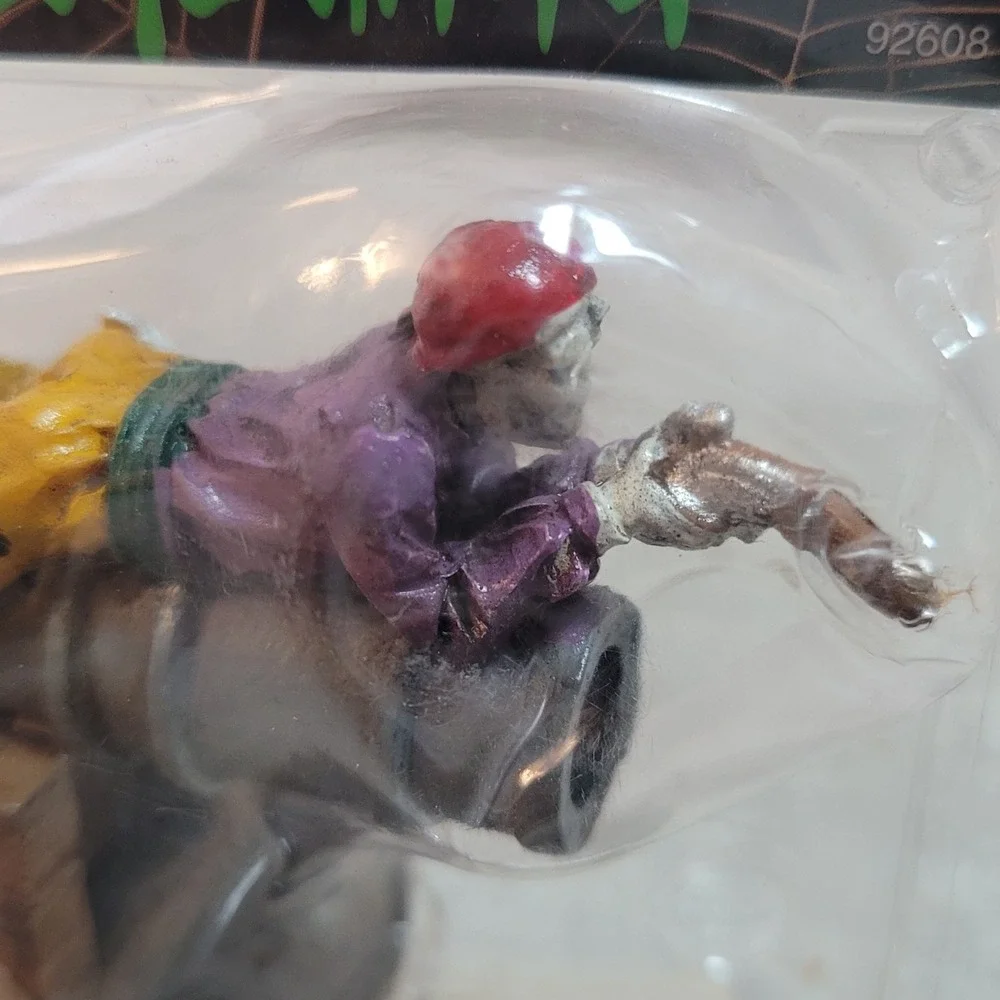 Lemax Spooky Town Fire When Ready Skeleton Pirate Cannon Figurine 92608 READ!